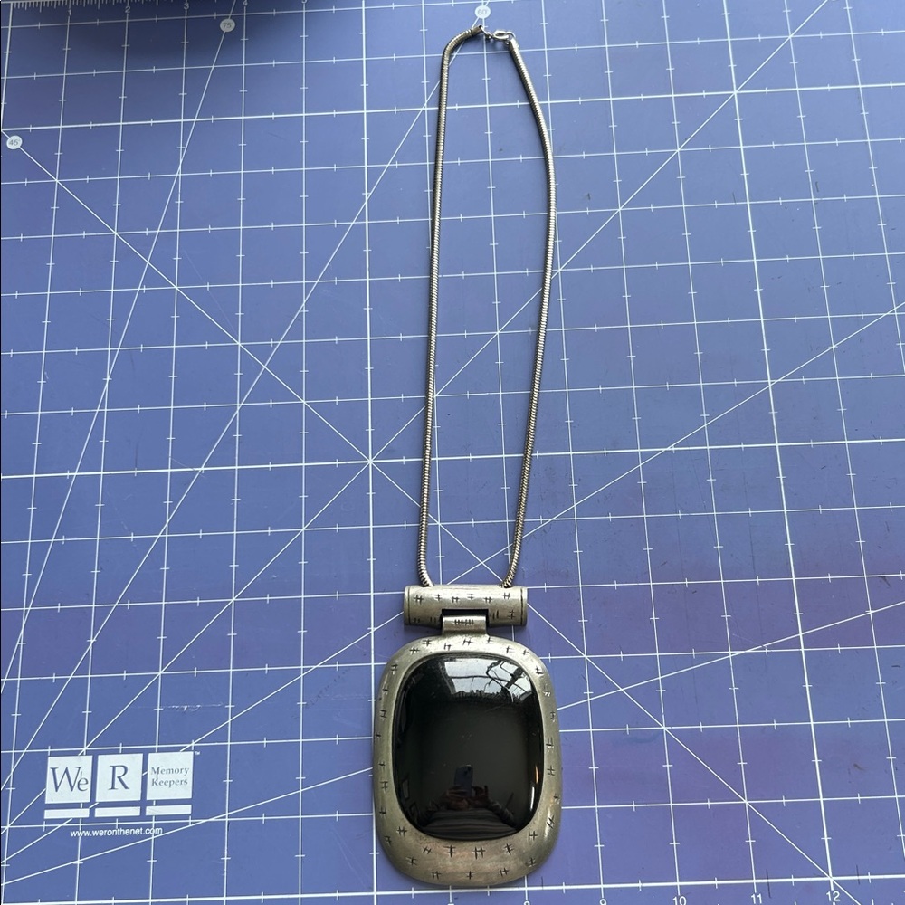 1980’s bold loud pendant black onyx on silvertone chain statement piece chunky - Picture 4 of 7